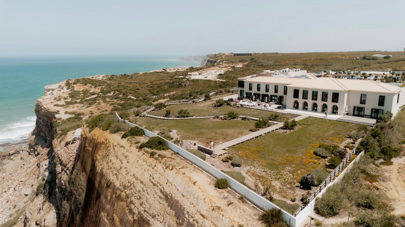 The building on the cliff